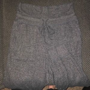 Warm pj pants with pockets and cinched bottoms
